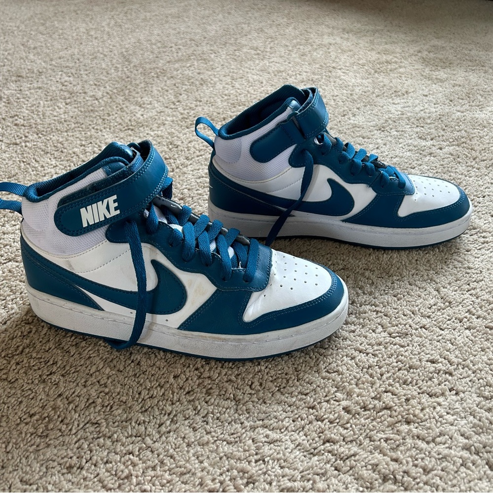 Air Jordan’s youth 6.5